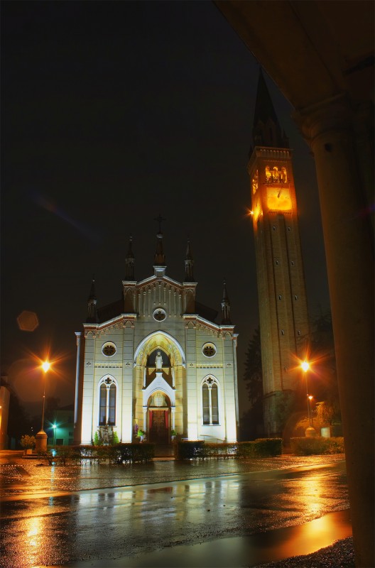 ''Chiesa Santa Lucia di Piave notturna'' - Santa Lucia di Piave