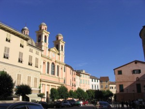 La parrocchiale vista dal castello