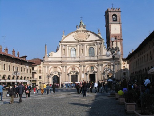 Vigevano - Il Duomo 