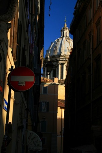 Roma - Divieto di accesso