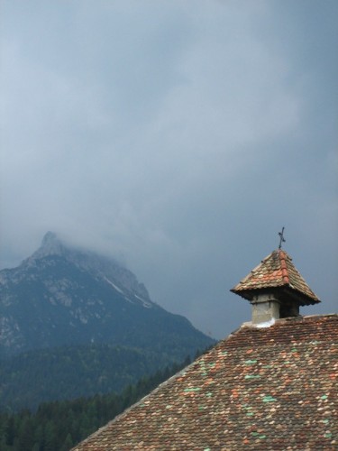 Auronzo di Cadore - Tetto della chiesa di Auronzo di Cadore Auronzo di Cadore - Tetto della chiesa di Auronzo di Cadore