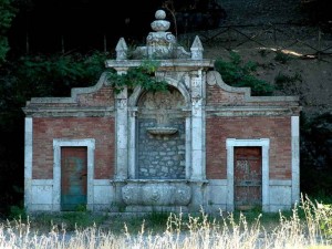 Fontana dedicata alla vittoria 15_18