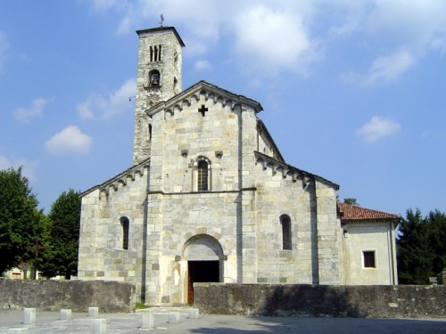Armeno - chiesa di Armeno ( no )