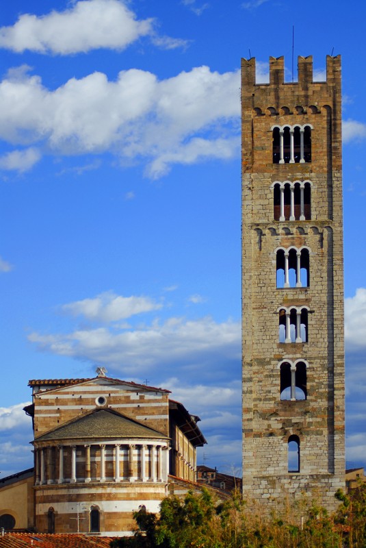 ''tra terra e cielo'' - Lucca