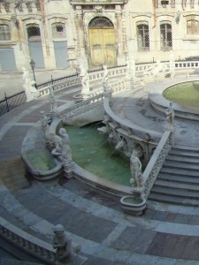 Particolare fontana pretoria