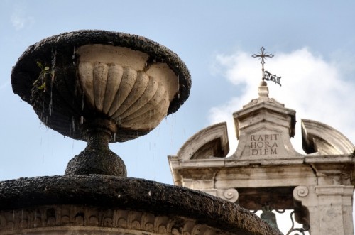 Sutri - Fontana della piazza di Sutri