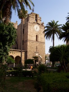 Campanile Del duomo, e fontana