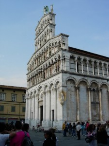 Piazza San Michele a Lucca