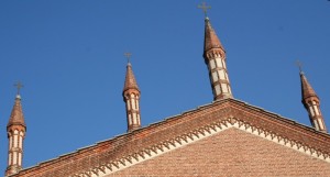 Come soldati in parata