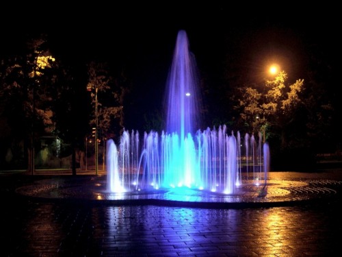 Ghilarza - fontana luminosa e modulante