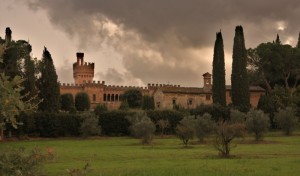 CHIESETTA NEL BORGO MEDIOEVALE