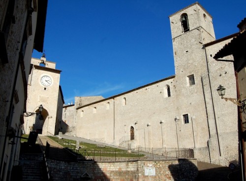 Monteleone di Spoleto - Chiesa e convento di San Francesco Monteleone di Spoleto - Chiesa e convento di San Francesco