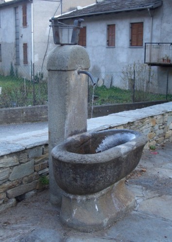 Bobbio Pellice - Tutta in pietra