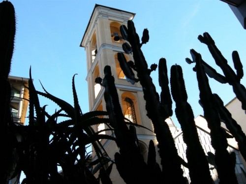 Genova - la chiesa che sembra nella natura