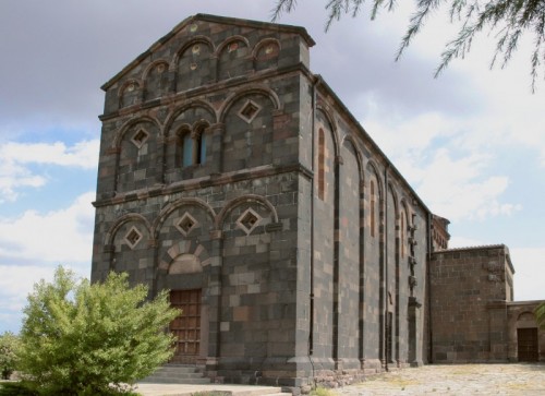 Ottana - Chiesa romanica di San Nicola