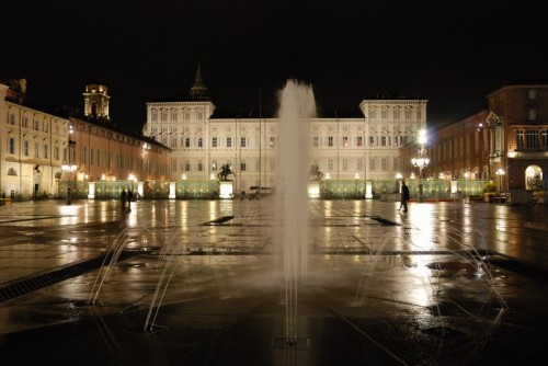 Torino - Fontana in Piazza Castello