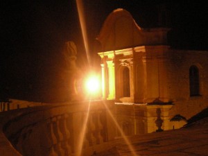 Luminosità sulla Chiesa di San Martino e Stefano