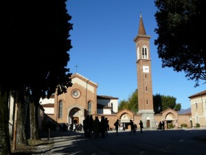 Chiacchiere sul sagrato