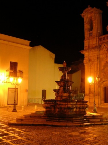 Marsala - Marsala: Fontana Barocca in Piazza Purgatorio