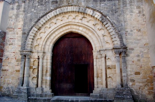 Luzzi - portale dell'abbazia della Sambucina
