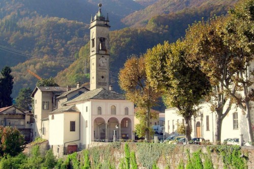 Varallo - Chiesa di San Giacomo. Varallo - Chiesa di San Giacomo.