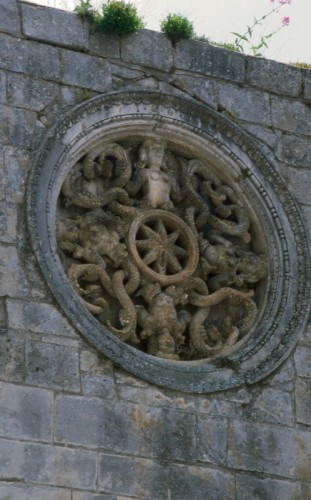 Monte Sant'Angelo - Rosone della Chiesa di San Pietro a Monte Sant'Angelo Monte Sant'Angelo - Rosone della Chiesa di San Pietro a Monte Sant'Angelo