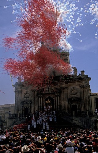 Palazzolo Acreide - mi...ia, nautra vota nzareddi ? Palazzolo Acreide - mi...ia, nautra vota nzareddi ?