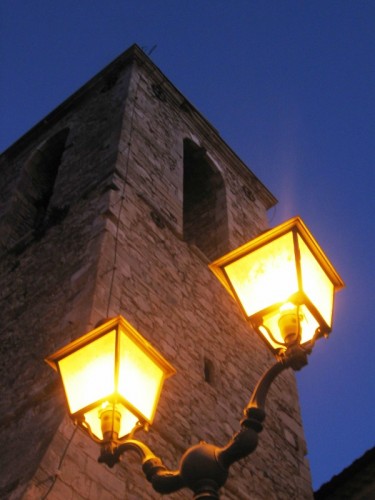 San Felice del Molise - Campanile con due lampioni