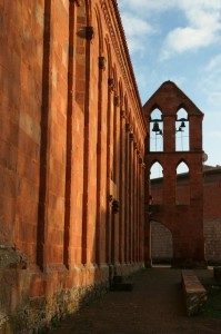 S. Pietro di Zuri: il campanile