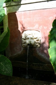 Fontana della Gorgone, fonte autonoma dei Giardini della Minerva