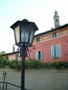 CASTELLARO LAGUSELLO, IL CAMPANILE