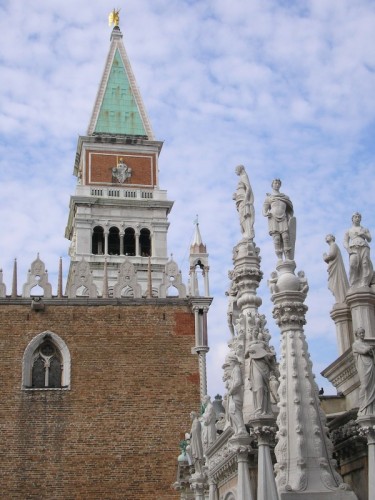 Venezia - Una finestra da palazzo ducale!