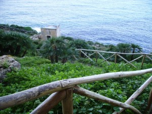 Custonaci (TP) - Cappella Votiva sul sentiero del Monte Cofano