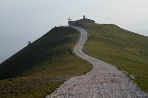 Gualdo Tadino - Eremo di Serrasanta Gualdo Tadino - Eremo di Serrasanta