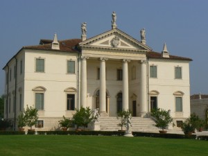 VILLA CORDELLINA LOMBARDI