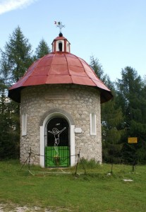 CHIESETTA DI MALGA FOSSETTA