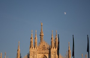 Il Duomo e la luna