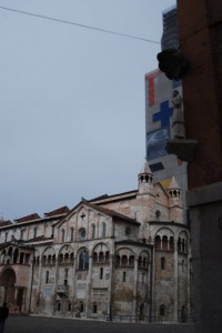 I simboli di Modena:il Duomo, la Ghirlandina, Piazza Grande, la Bonessma