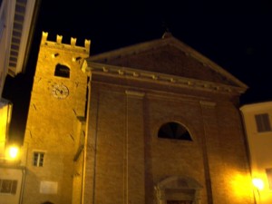 ALL’INTERNO DELLE MURA