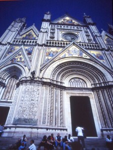 Il Duomo dal basso