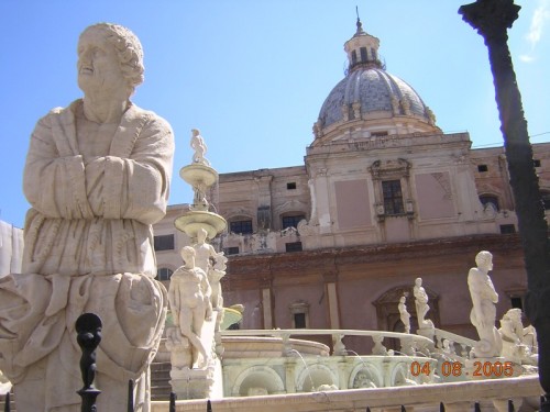 Palermo - La fontana delle Vergogne Palermo - La fontana delle Vergogne