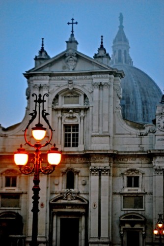 Loreto - Facciata della Santa Casa di Loreto all'imbrunire Loreto - Facciata della Santa Casa di Loreto all'imbrunire