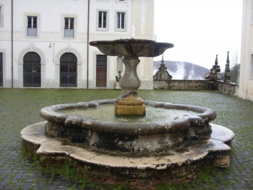 Collepardo - Fontana Badia Trisulti Collepardo - Fontana Badia Trisulti