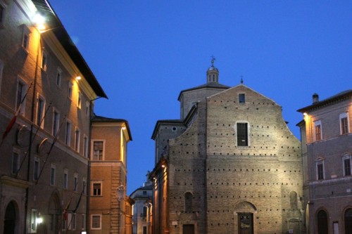 Macerata - piazza della libertà Macerata - piazza della libertÃ