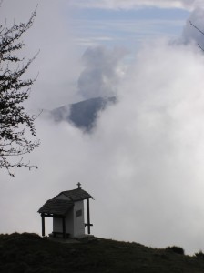 Cappella tra le nubi