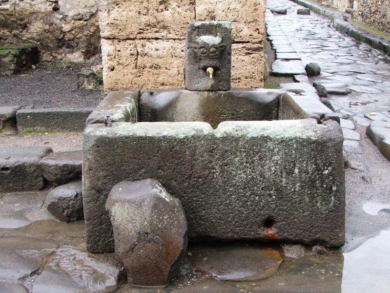 ''Antica fontana pompeiana'' - Pompei