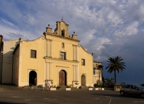Lamezia Terme - Chiesa di Sant'Antonio di Padova a Nicastro Lamezia Terme - Chiesa di Sant'Antonio di Padova a Nicastro