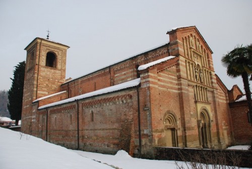 Albugnano - Abbazia di Santa Maria di Vezzolano Albugnano - Abbazia di Santa Maria di Vezzolano
