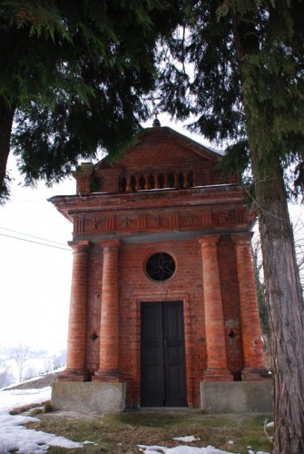 Moncucco Torinese - Cappella tra i colli