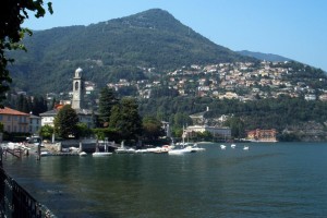 La Parrocchia dal lungo lago